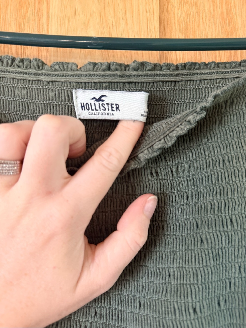 Hollister Olive Smocked Square-Neck Long Sleeve Top - Picture 4 of 6